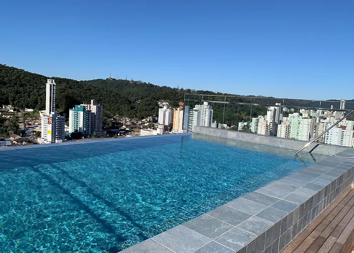 Loft Confortavel E Moderno Com Garagem Perto Da Furb E Vila Germanica