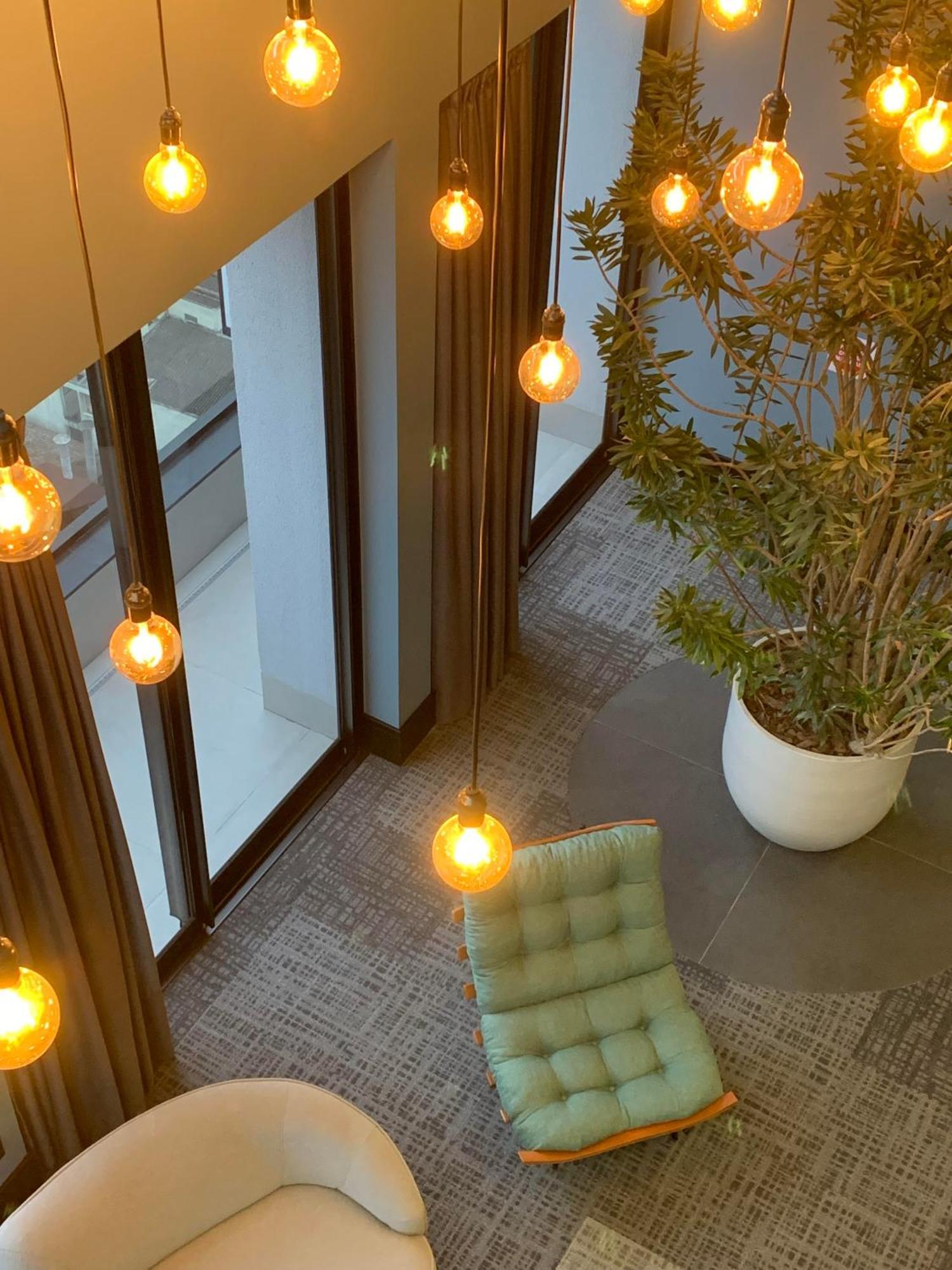 Apartment Loft Confortavel E Moderno Com Garagem Perto Da Furb E Germanica
