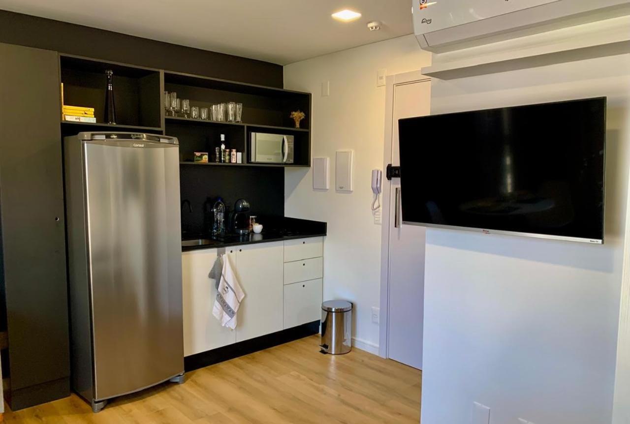 Apartment Loft Confortavel E Moderno Com Garagem Perto Da Furb E Germanica *
