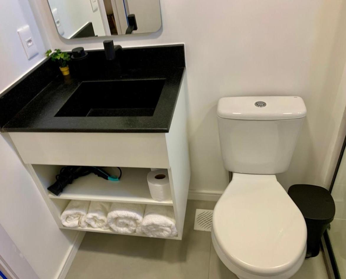 Apartment Loft Confortavel E Moderno Com Garagem Perto Da Furb E Germanica