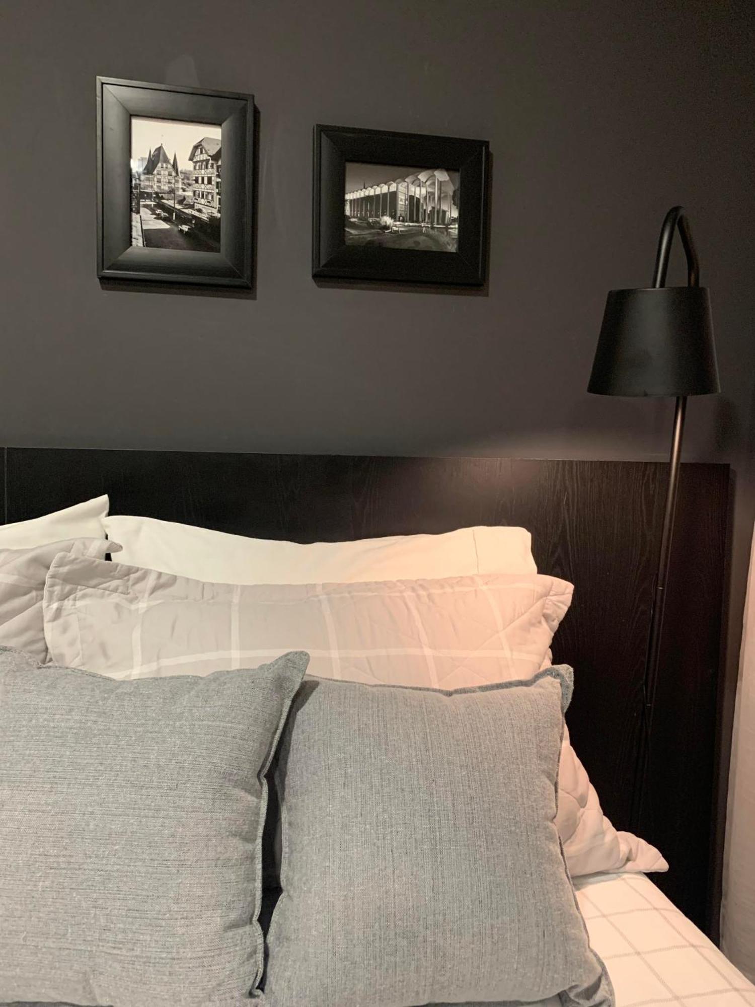 Apartment Loft Confortavel E Moderno Com Garagem Perto Da Furb E Germanica